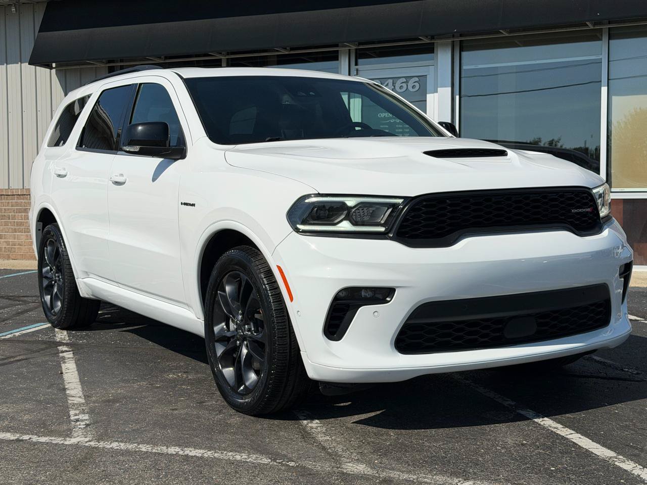 Used 2023 Dodge Durango R/T w/ Blacktop Package AWD/4WD image 7