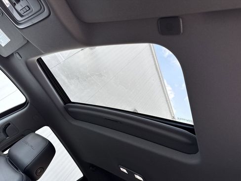 Used 2019 GMC Sierra 1500 Denali w/ Denali Ultimate Package image 15