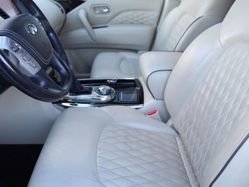 Used 2019 INFINITI QX80 Luxe w/ Proactive Package image 22