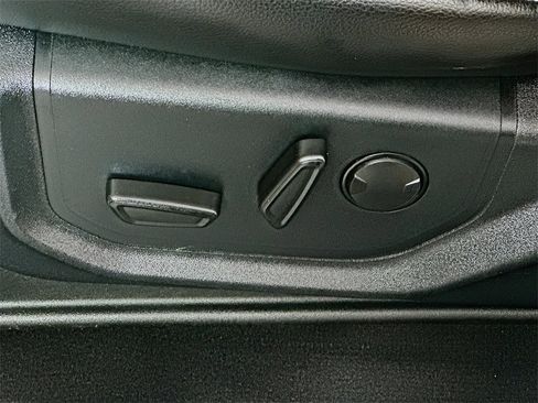 Used 2019 Ford F150 Lariat w/ FX4 Off-Road Package image 20