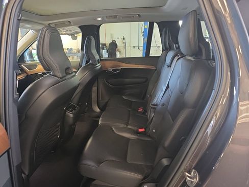 Used 2023 Volvo XC90 B6 Plus AWD/4WD image 5