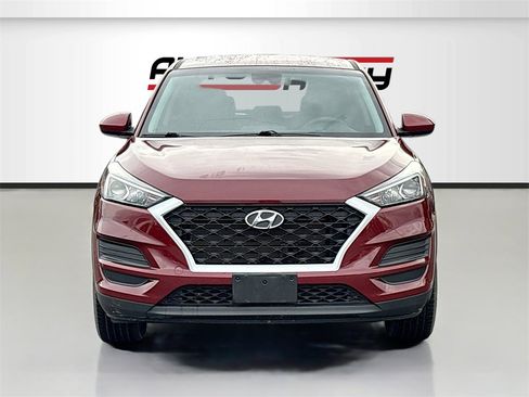 Used 2020 Hyundai Tucson SE w/ Winter Weather Package image 2
