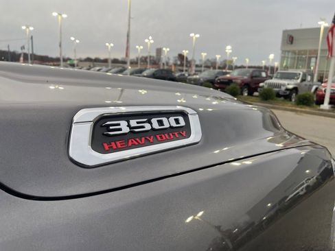 Used 2025 RAM 3500 Laramie image 25
