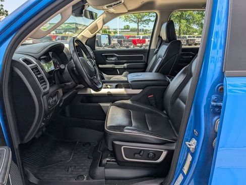 Used 2021 RAM 1500 Laramie AWD/4WD image 2