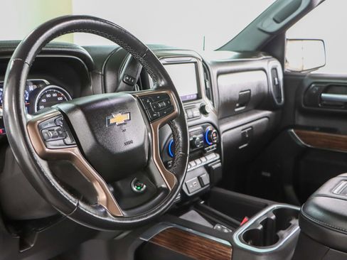 Used 2021 Chevrolet Silverado 1500 High Country w/ Safety Package II image 25