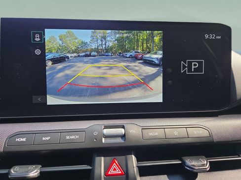 Used 2025 Kia K4 LXS FWD image 17