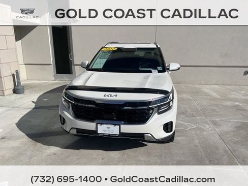 Used 2024 Kia Seltos SX w/ SX Sunroof Package image 5