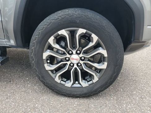 Used 2023 GMC Canyon Denali AWD/4WD image 5
