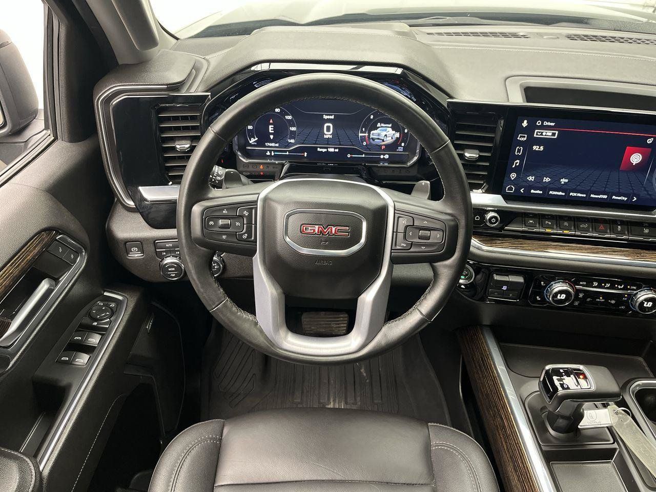 Certified 2024 GMC Sierra 1500 Elevation w/ Elevation Premium Package AWD/4WD image 15