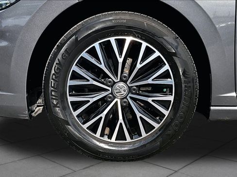 Used 2019 Volkswagen Jetta SE FWD image 11