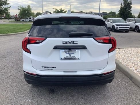 Used 2021 GMC Terrain SLT w/ Elevation Edition FWD image 6