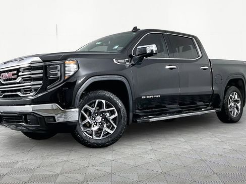 Used 2025 GMC Sierra 1500 SLT w/ SLT Premium Package AWD/4WD image 1