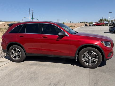 Used 2016 Mercedes-Benz GLC 300 image 3