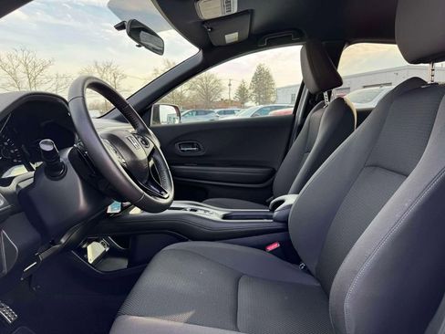 Used 2022 Honda HR-V Sport image 12