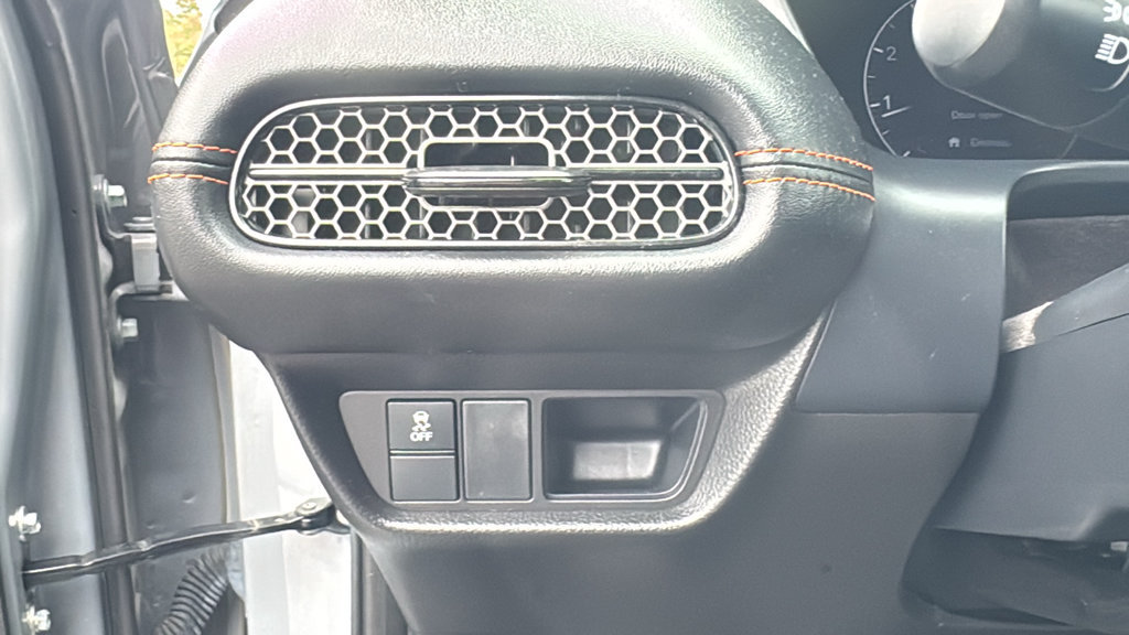 Used 2024 Honda HR-V Sport image 16