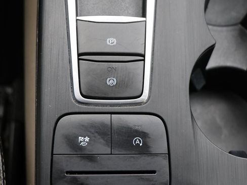 Used 2021 Ford Escape SEL image 26