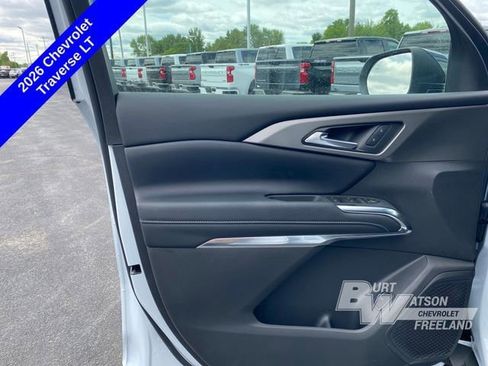 New 2026 Chevrolet Traverse LT w/ Sun and Wheel Package AWD/4WD image 11