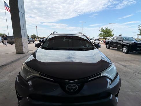 Used 2017 Toyota RAV4 XLE FWD image 15