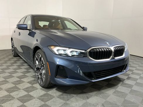 New 2026 BMW 330i Sedan w/ Convenience Package RWD image 4