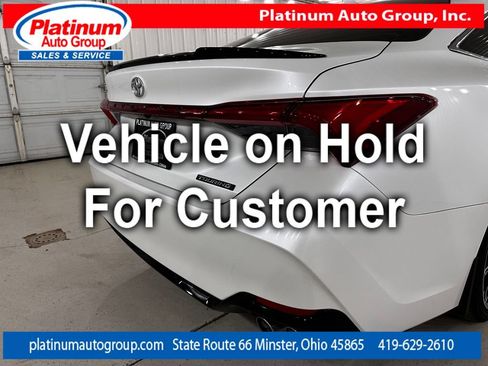 Used 2019 Toyota Avalon Touring FWD image 57