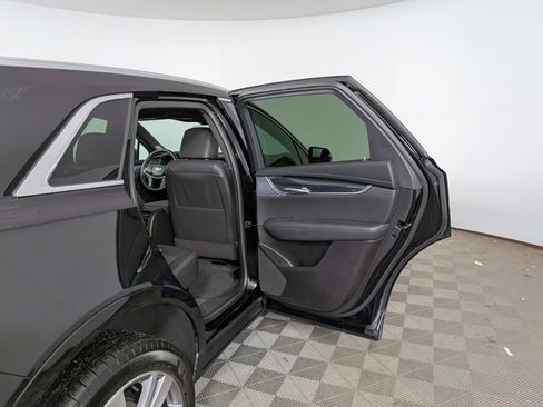 Certified 2025 Cadillac XT5 Premium Luxury w/ LPO, Floor Liner Package image 36