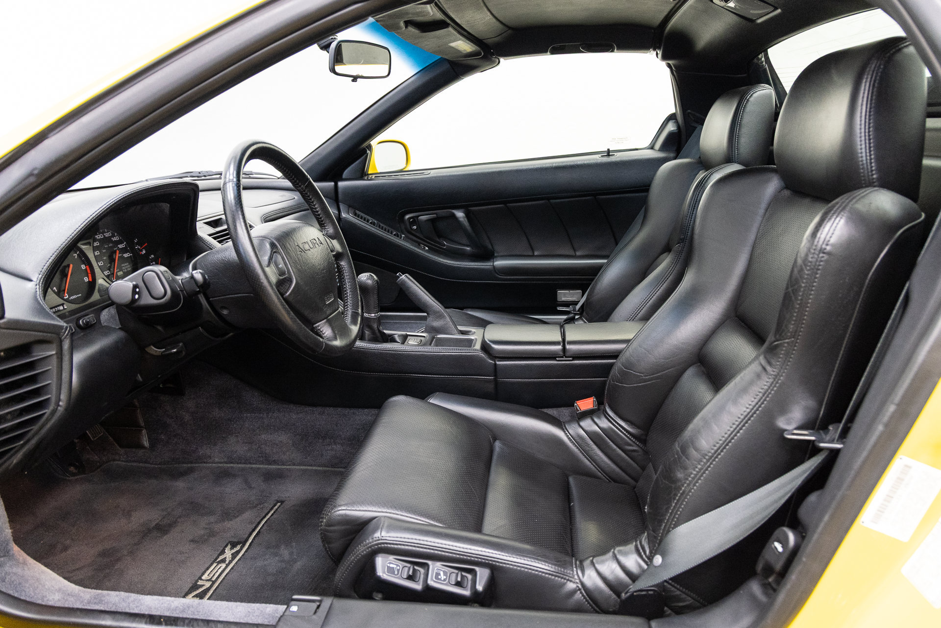Used 2000 Acura NSX T RWD image 6