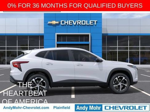 New 2026 Chevrolet Trax RS w/ Sunroof Package FWD image 7