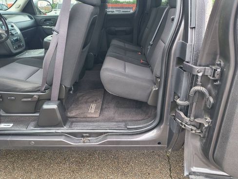 Used 2011 GMC Sierra 1500 SLE w/ All-Terrain Package AWD/4WD image 15