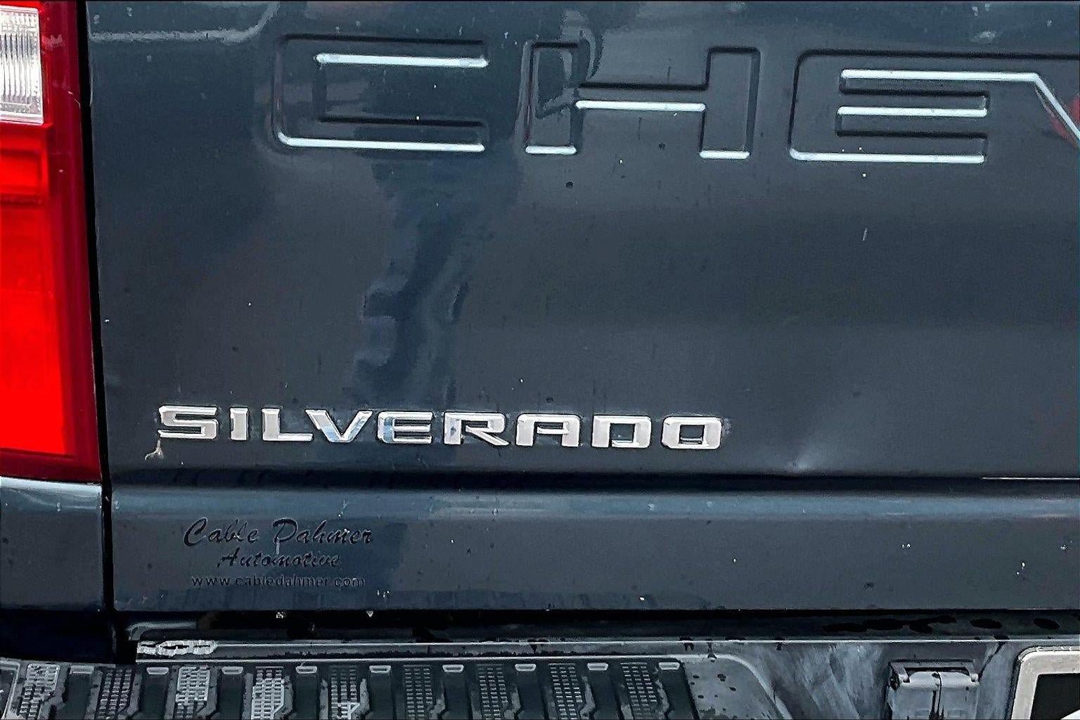 Used 2020 Chevrolet Silverado 2500 LTZ w/ LTZ Premium Package AWD/4WD image 29