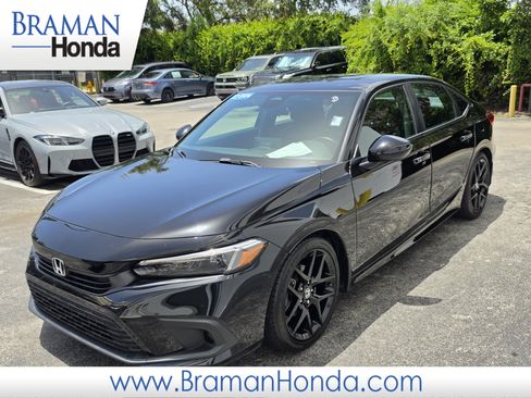 Used 2022 Honda Civic Sport image 1