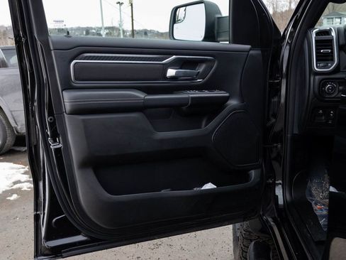 New 2026 RAM 1500 Big Horn AWD/4WD image 16