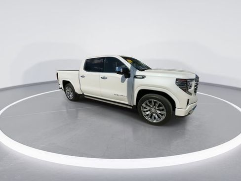 Used 2022 GMC Sierra 1500 Denali w/ Denali Reserve Package image 2
