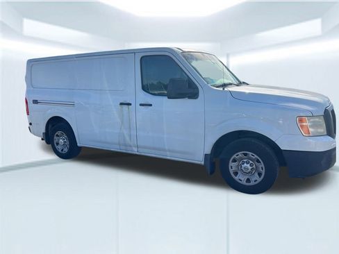 Used 2015 Nissan NV 2500 SV w/ Side & Curtain Airbag Package image 6