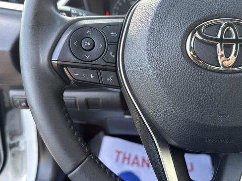 Used 2022 Toyota Corolla SE image 17