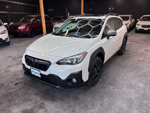 Used 2021 Subaru Crosstrek 2.5i Sport w/ Moonroof Package AWD/4WD image 3