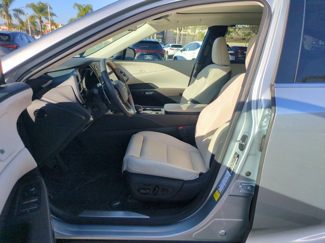 Used 2023 Lexus RX 350 FWD w/ Cold Area Package image 11