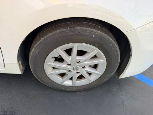 Used 2012 Toyota Prius V Three FWD image 29