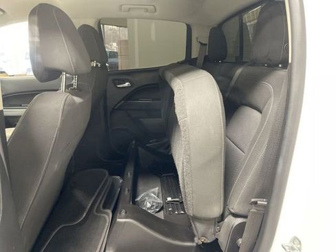 Used 2021 Chevrolet Colorado LT w/ LT Convenience Package image 24