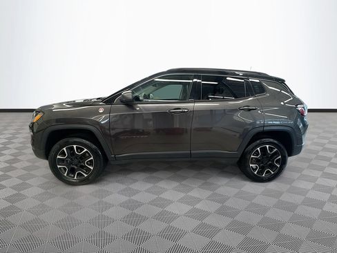 Used 2020 Jeep Compass Trailhawk w/ Leather Interior Group AWD/4WD image 35