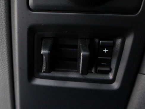 Used 2020 Ford F150 XL image 31