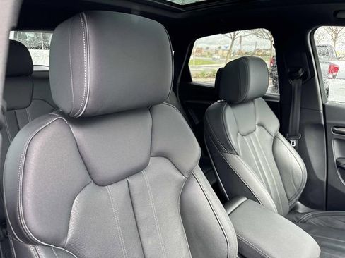 Used 2022 Audi SQ5 Prestige image 36