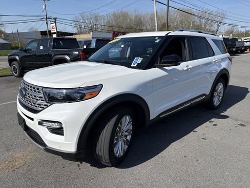 Used 2021 Ford Explorer Limited w/ Hybrid Equipment Group 310A AWD/4WD image 3