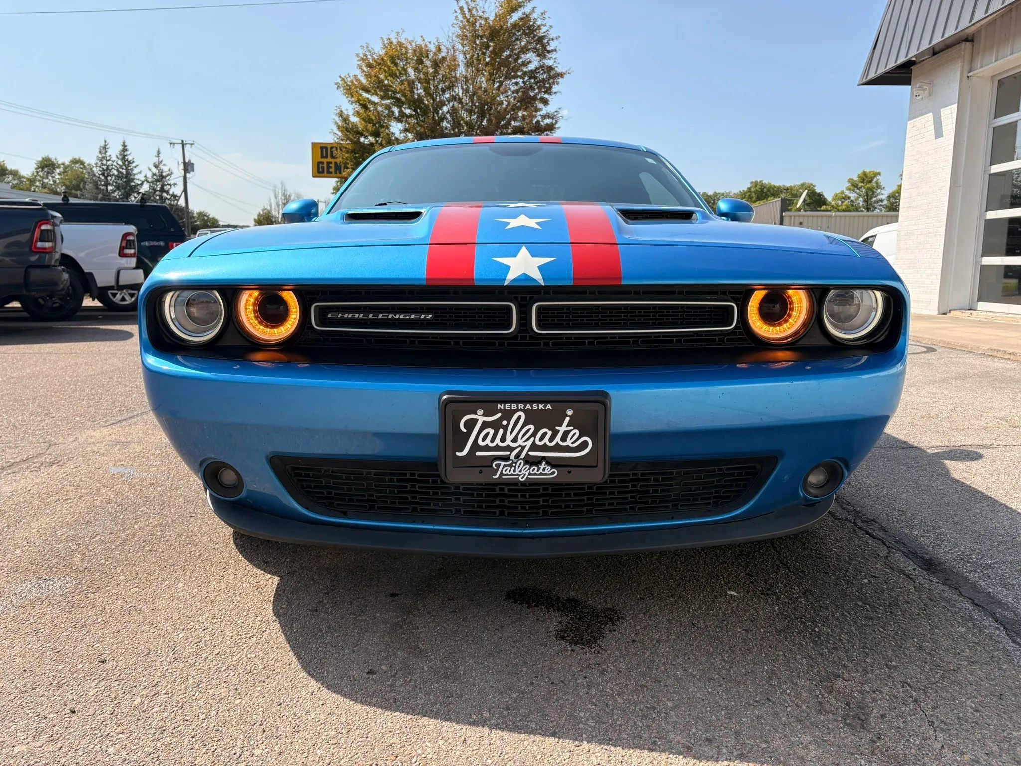 Used 2018 Dodge Challenger SXT Plus RWD image 3