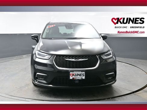 Used 2024 Chrysler Pacifica Select FWD image 6