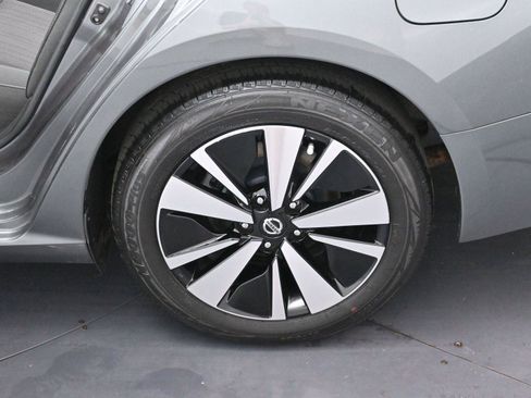 Used 2021 Nissan Altima 2.5 SV image 26