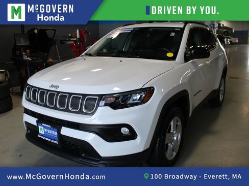Used 2022 Jeep Compass Latitude w/ Convenience Group AWD/4WD image 1