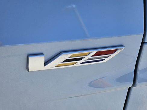 New 2026 Cadillac Lyriq V image 11