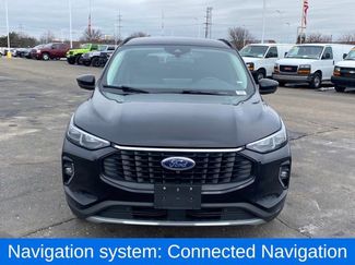 Used 2023 Ford Escape Platinum video 2