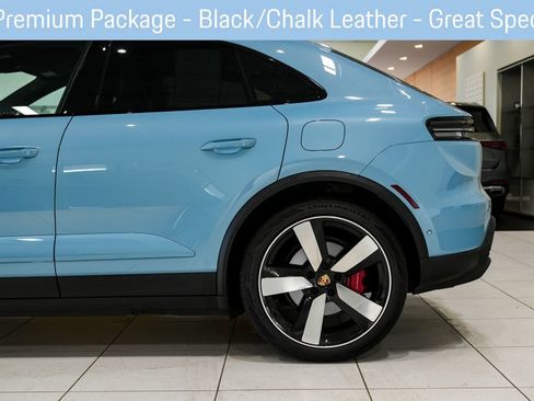 Used 2025 Porsche Macan 4S Electric AWD/4WD image 5