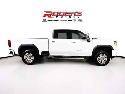 Used 2023 GMC Sierra 2500 Denali w/ Denali Ultimate Package image 9